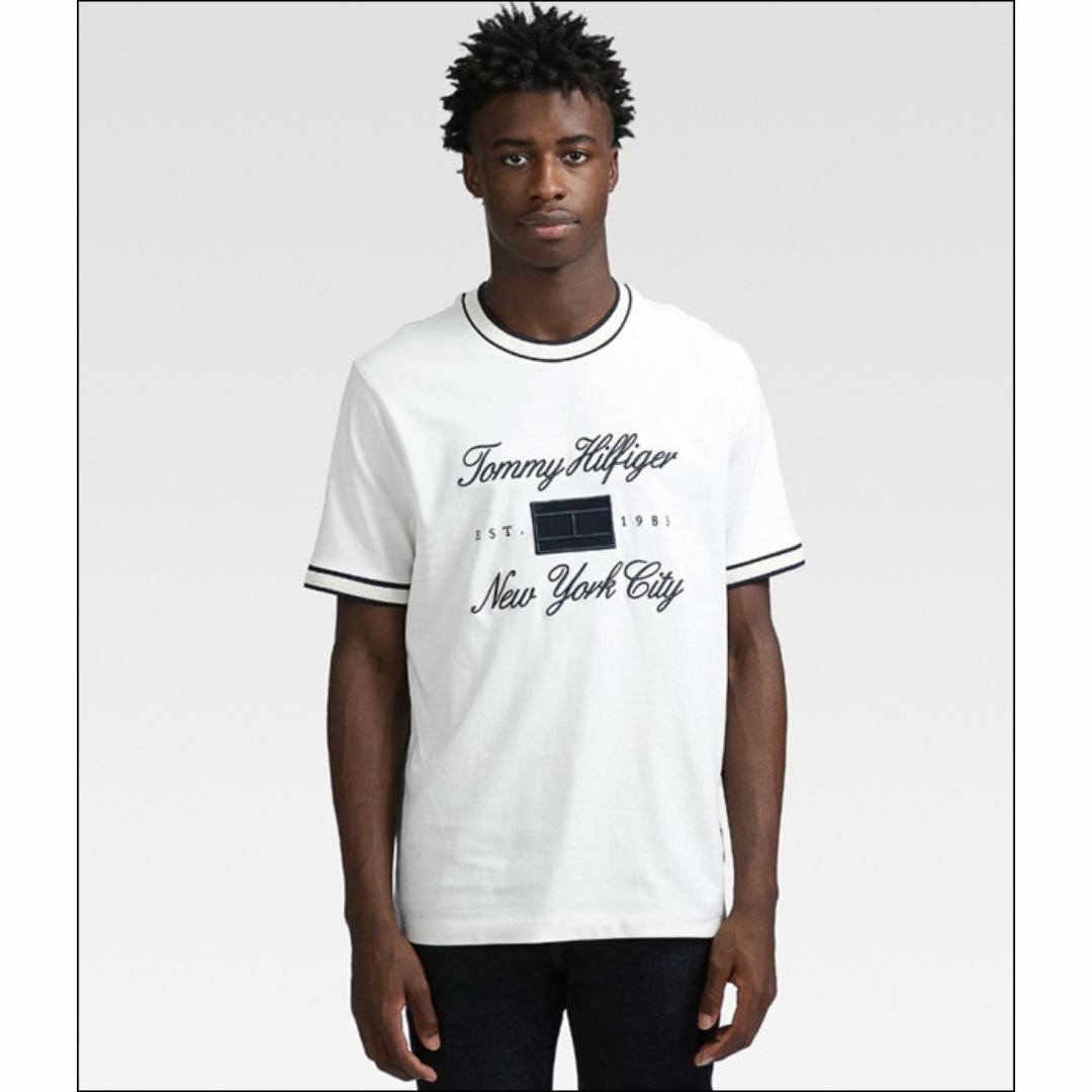 TOMMY HILFIGER(トミーヒルフィガー)の完売品　バーズアイテープロゴTシャツ　ホワイト　XLサイズ メンズのトップス(Tシャツ/カットソー(半袖/袖なし))の商品写真