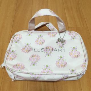 ジルスチュアート(JILLSTUART)のチャーム付き花柄ポーチ(ポーチ)