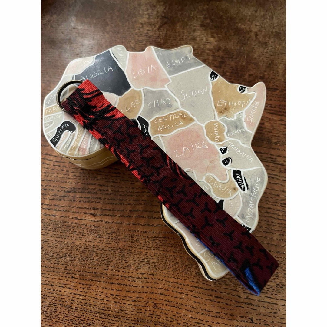 キーホルダー　キーリング　チャーム　ストラップ　アフリカンプリント　ハンドメイド レディースのファッション小物(キーホルダー)の商品写真