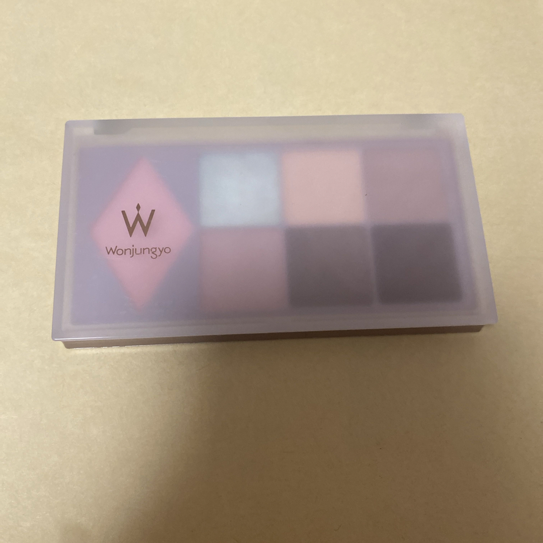 ウォンジョンヨW アイシャドウ　01 ソフトモーブピンク コスメ/美容のベースメイク/化粧品(アイシャドウ)の商品写真