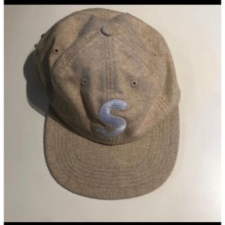 シュプリーム(Supreme)のシュプリーム　キャップ　(キャップ)