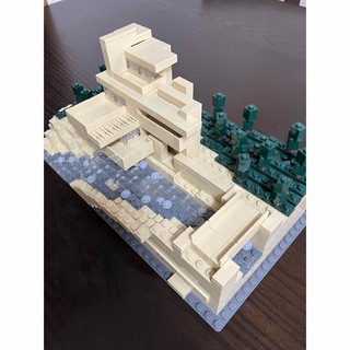 レゴ(Lego)のLEGO レゴ Architecture 第6弾 落水荘 カウフマン邸(ミニチュア)