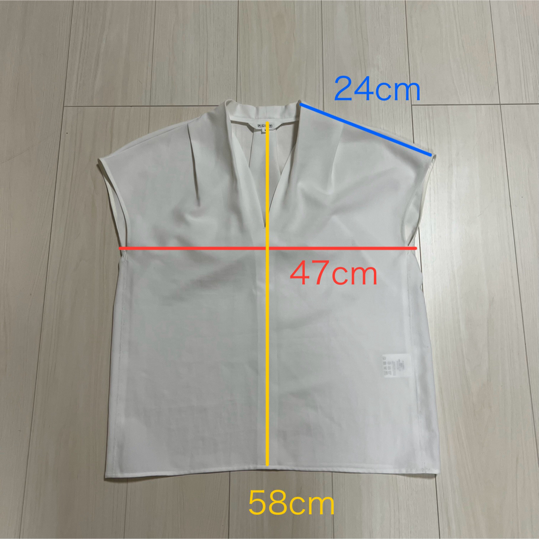 PLST(プラステ)のPLST ブラウス　ホワイト　白　Sサイズ　フレンチスリーブ レディースのトップス(シャツ/ブラウス(半袖/袖なし))の商品写真