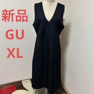 新品　GU  Vネック　ジャンパースカート