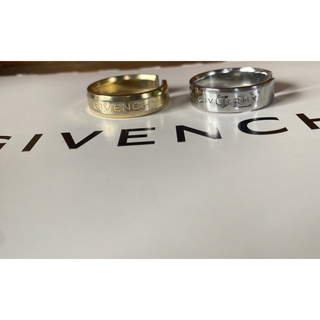 ジバンシィ(GIVENCHY)のGIVENCHY ジバンシィ　ジバンシー　ゴールド　シルバー　2本セット　指輪(リング(指輪))