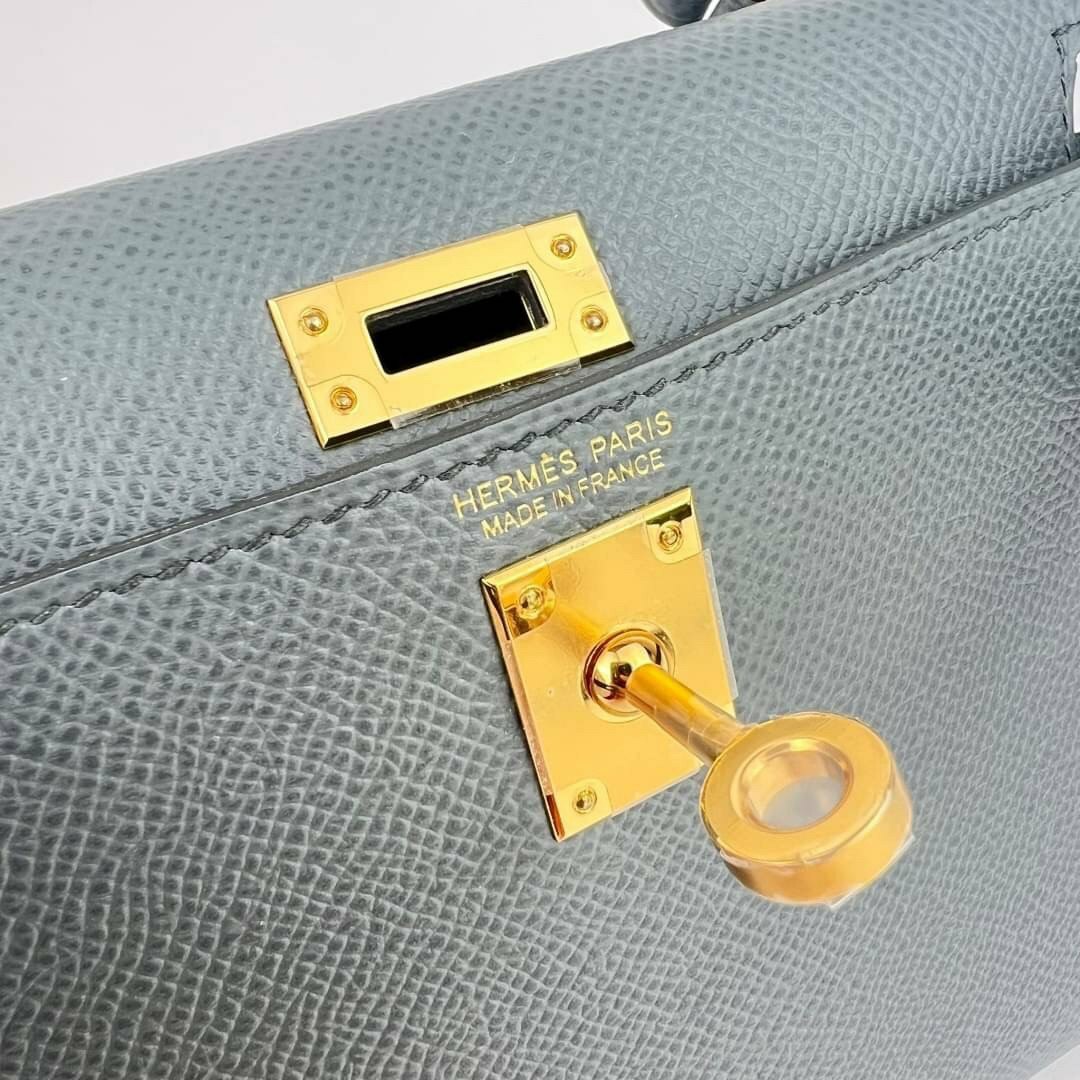 Hermes(エルメス)の新品未使用 Mini kelly ミニケリー Vert amande ヴェールアマンド GHW ゴールド金具 Epsom エプソン Stamp-Z Z刻印 2WAYバッグ ショルダーバッグ ハンドバッグ レディースのバッグ(ショルダーバッグ)の商品写真