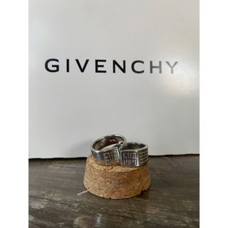 GIVENCHY ジバンシィ　ジバンシー　線あり　線なし　2本セット　リング