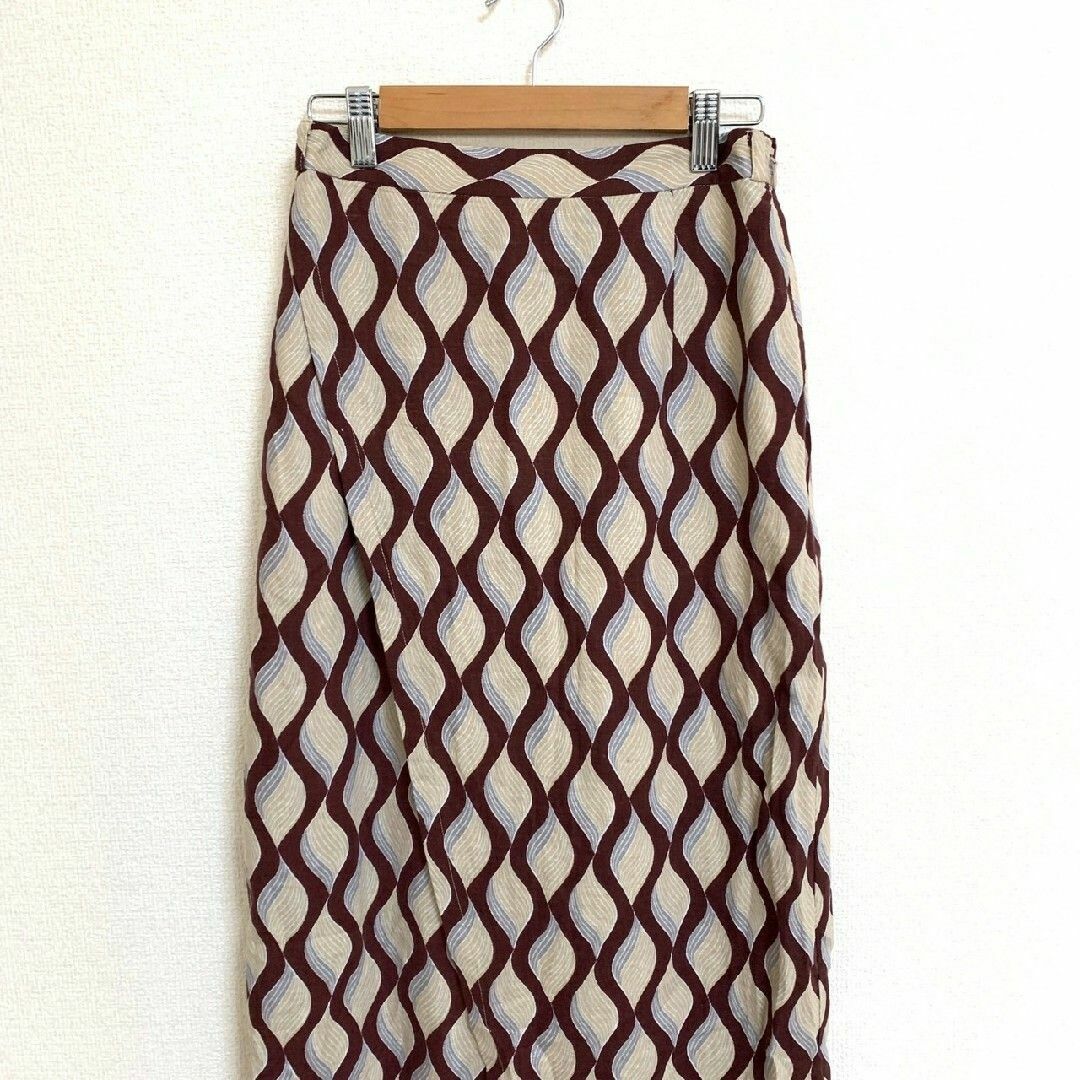LOWRYS FARM(ローリーズファーム)のローリーズファーム　タイトスカート　F　ベージュ　ブラウン　グレー　総柄　派手 レディースのスカート(ロングスカート)の商品写真
