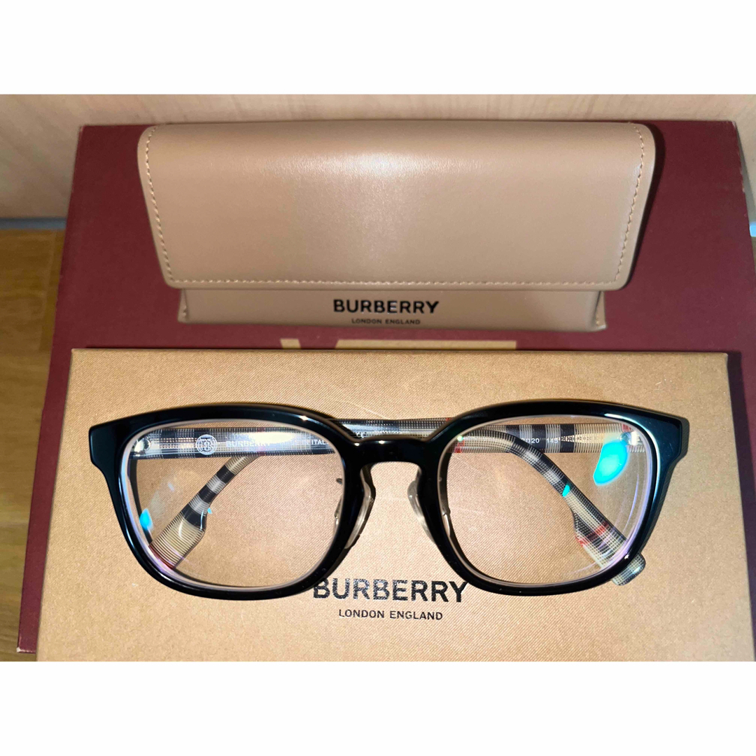 BURBERRY(バーバリー)のBURBERRY メガネ 度入り B2344F ☆美品☆ ケース新品 メンズのファッション小物(サングラス/メガネ)の商品写真