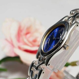 イヴサンローラン(Yves Saint Laurent)のイヴサンローラン ネイビー文字盤 バングルウォッチ ブレスレット 腕時計 411(腕時計)