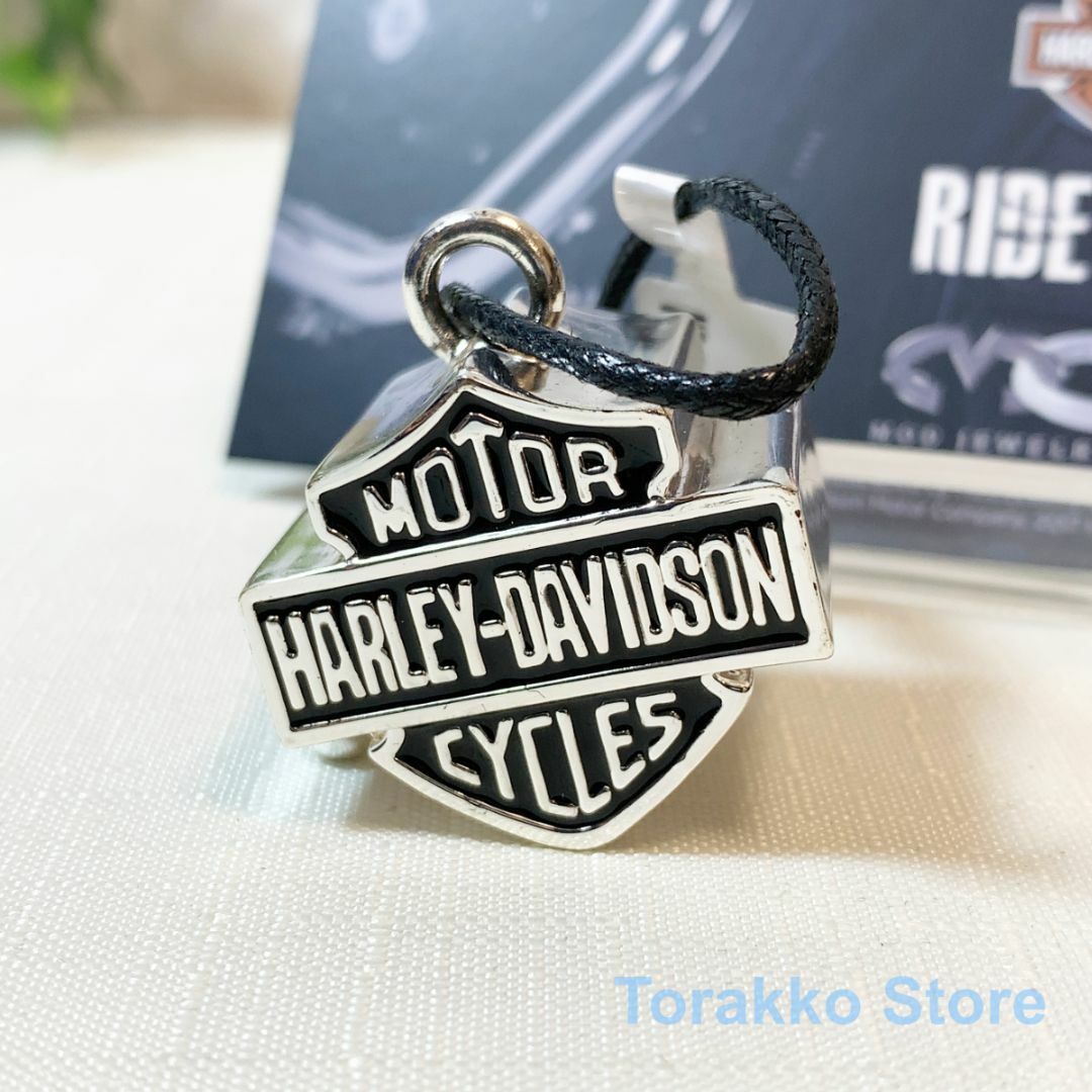 Harley Davidson(ハーレーダビッドソン)の【新品】ハーレーダビッドソン 公式ライドベル ラージバー＆シールド シルバー 自動車/バイクのバイク(その他)の商品写真