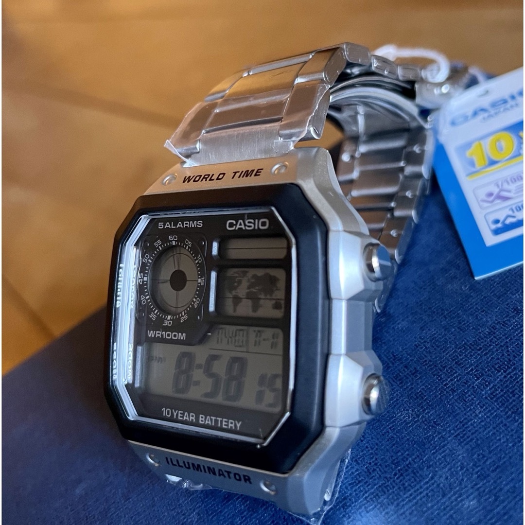 CASIO(カシオ)のカシオ デジタル腕時計 世界48都市ワールドタイム対応　ステンレスモデル メンズの時計(腕時計(デジタル))の商品写真