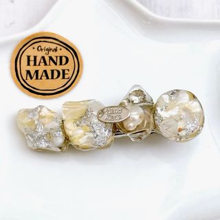 ハンドメイド　レジン　鉱石　ヘアクリップ　アクセサリー　シェルフレーク　銀箔　(バレッタ/ヘアクリップ)