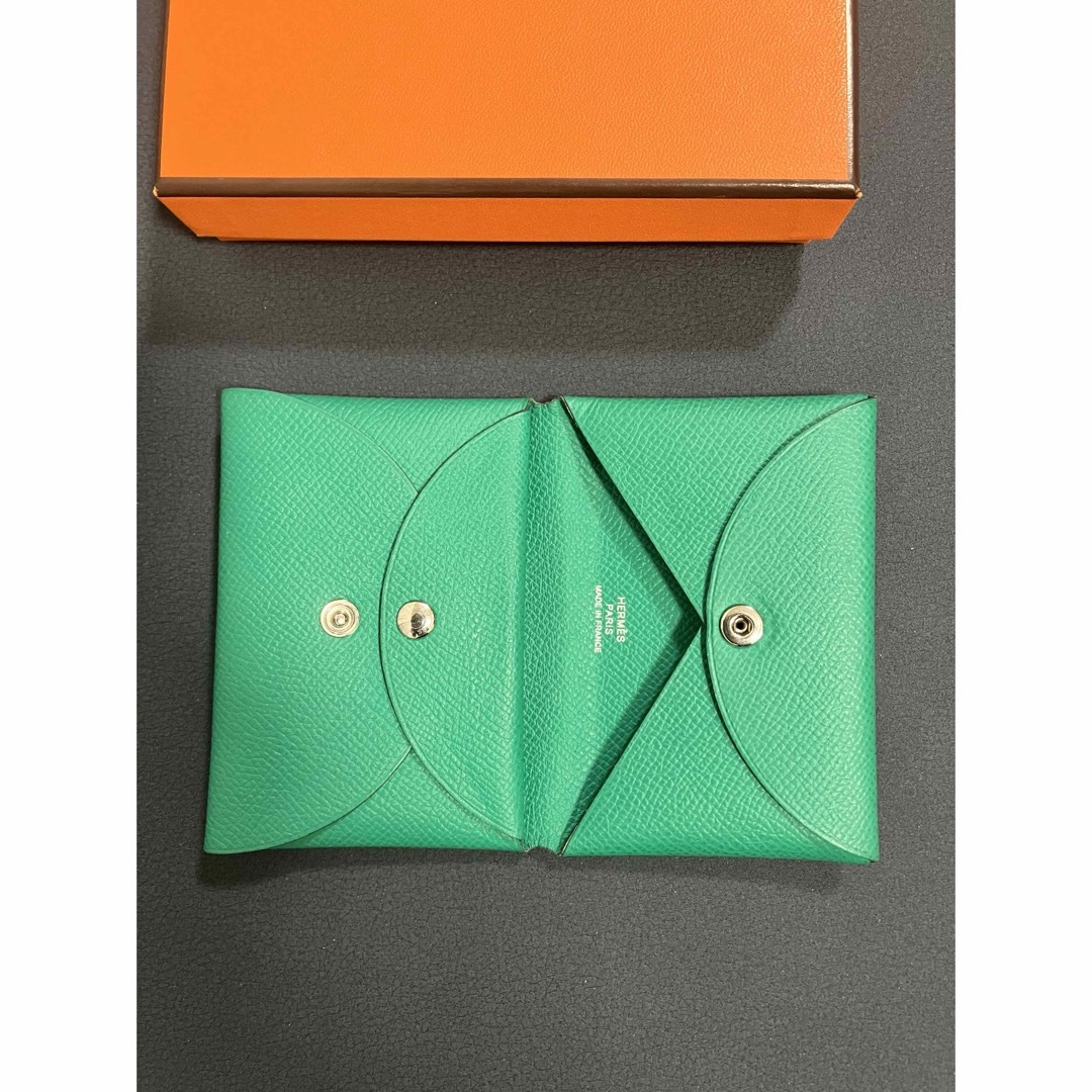 Hermes(エルメス)のHermes エルメス カルヴィデュオ 箱付き 財布 カードケース レディースのファッション小物(財布)の商品写真
