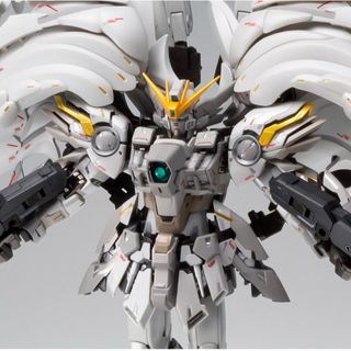 バンダイ(BANDAI)のGUNDAM ウイングガンダムスノーホワイトプレリュード【15周年特別販売】(プラモデル)