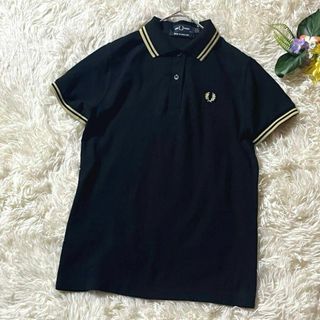 フレッドペリー(FRED PERRY)のフレッドペリー　半袖ポロシャツ　黒×金　刺繍ロゴ　ゴルフウェア　イングランド製(ポロシャツ)