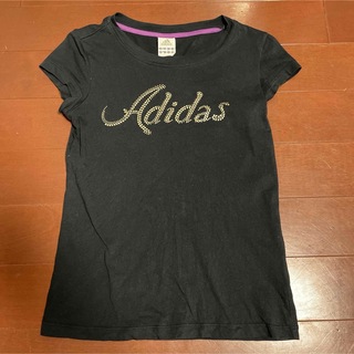 アディダス(adidas)のadidas アディダス　ロゴTシャツ　黒　金　Sサイズ(Tシャツ(半袖/袖なし))