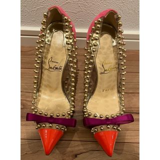 クリスチャンルブタン(Christian Louboutin)のクリスチャンルブタン　リボン　スタッズ　パンプス　ハイヒール　ピンク　35(ハイヒール/パンプス)