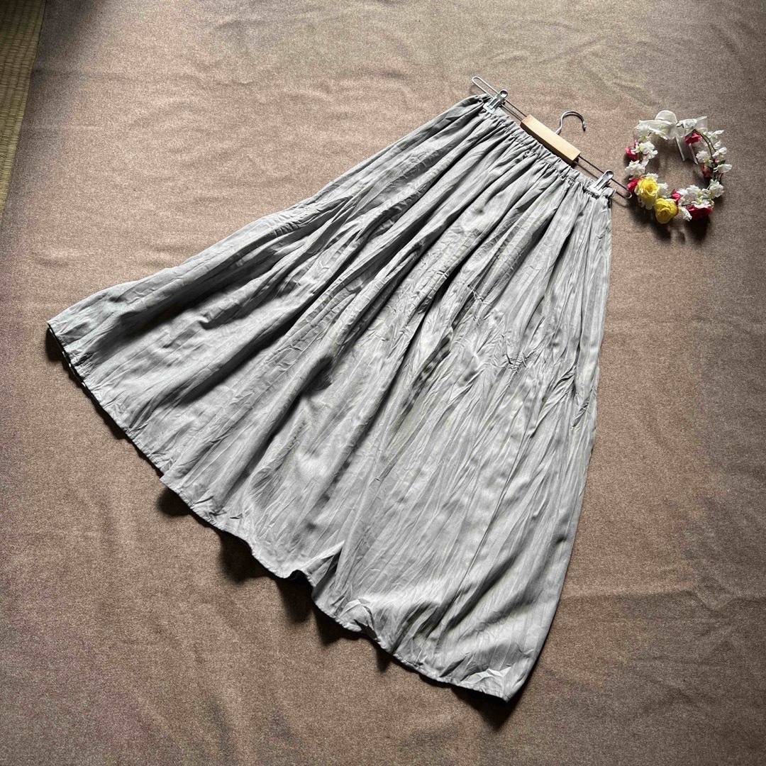 SM2(サマンサモスモス)のサマンサモスモス2ブルー　ロングスカート　ブルーグレイ　Ｆサイズ レディースのスカート(ロングスカート)の商品写真