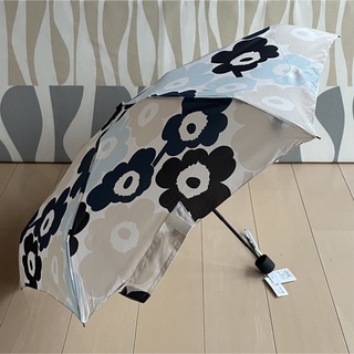 マリメッコ(marimekko)の国内正規品 新品 マリメッコ 折り畳み傘 kioski Unikko 日本限定(傘)