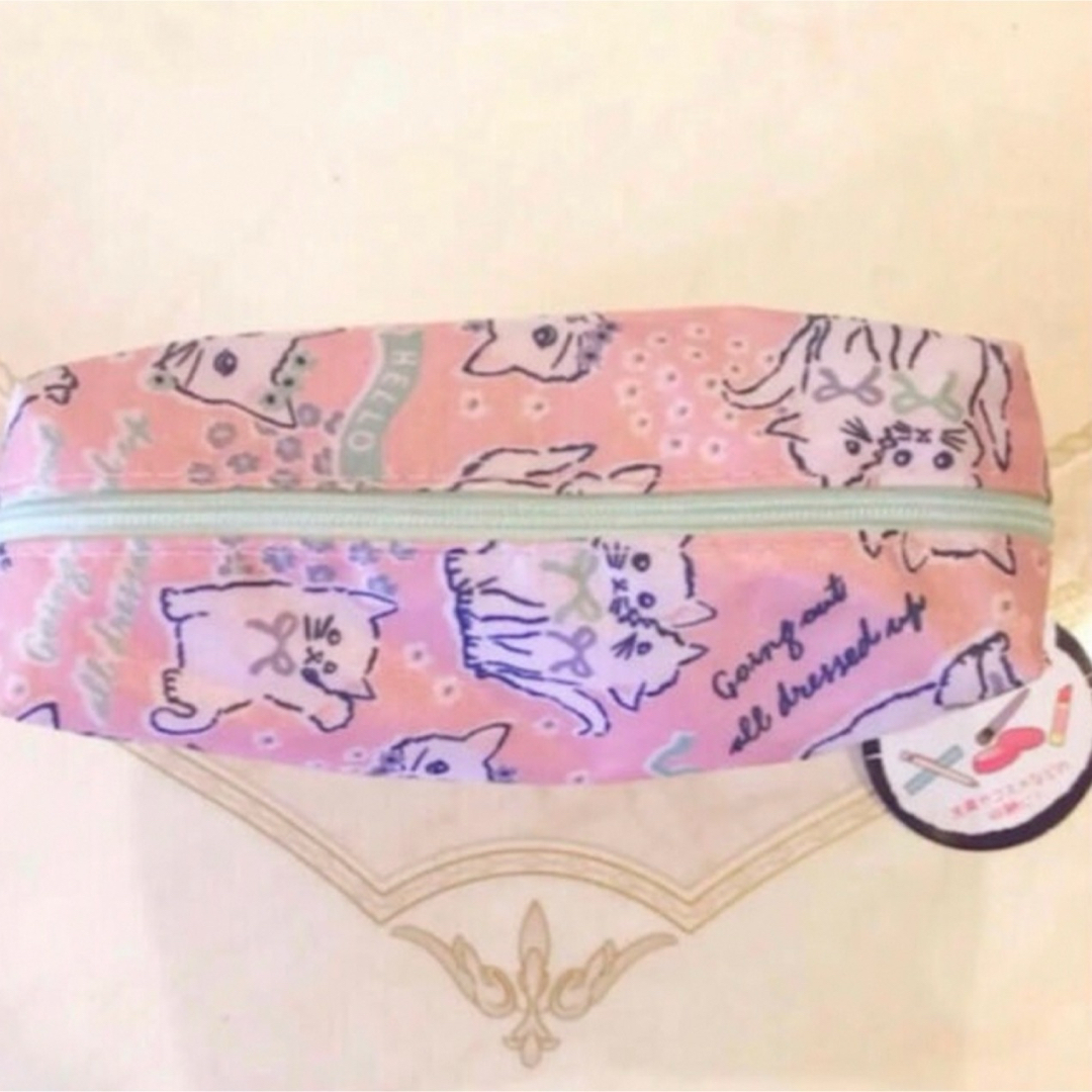 ねこ　ポーチ　ピンク レディースのファッション小物(ポーチ)の商品写真