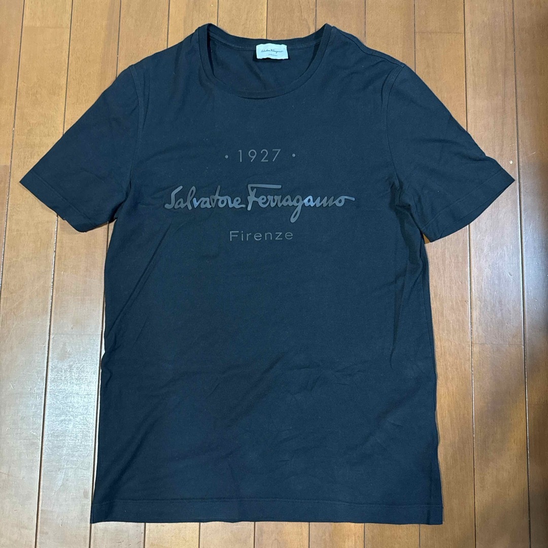 Salvatore Ferragamo(サルヴァトーレフェラガモ)のフェラガモ メンズ  コットンTシャツSサイズ メンズのトップス(Tシャツ/カットソー(半袖/袖なし))の商品写真