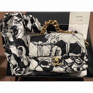 CHANEL - 超希少 ヴィンテージ シャネル がま口 ミニマトラッセ レザー CHANEL - 超希少 ヴィンテージ シャネル がま口 ミニマトラッセ レザー