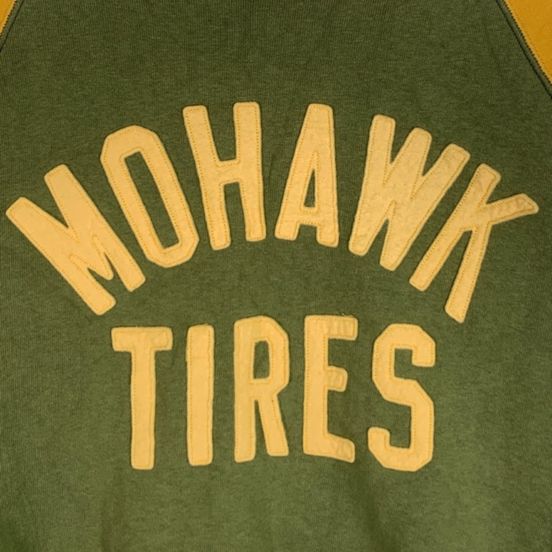 WAREHOUSE(ウエアハウス)のWAREHOUSE ウエアハウス MOHAWK TIRES フェルトワッペン ラグランスリーブ スウェットトレーナー グリーン イエロー Size 42 メンズのトップス(スウェット)の商品写真