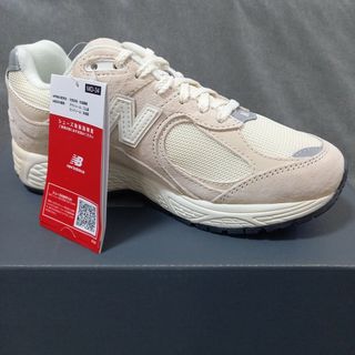 ニューバランス(New Balance)の【新品】NB ニューバランス/M2002R CC オフホワイト 22.0㎝(スニーカー)