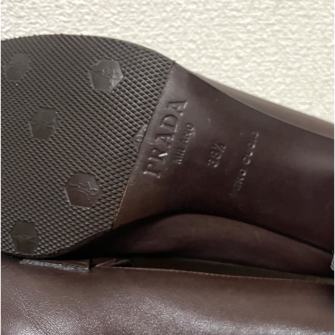 PRADA(プラダ)のPRADA プラダ 38 1/2 パンプス レディースの靴/シューズ(ハイヒール/パンプス)の商品写真