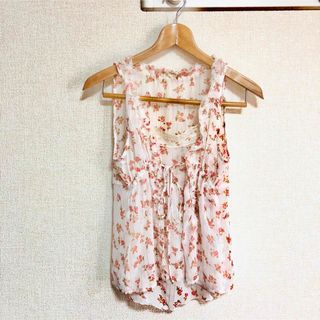 オリーブデオリーブ(OLIVEdesOLIVE)の薔薇レース　トップス　花柄　レディース　シャツ　キャミソール　ノースリーブ(シャツ/ブラウス(半袖/袖なし))