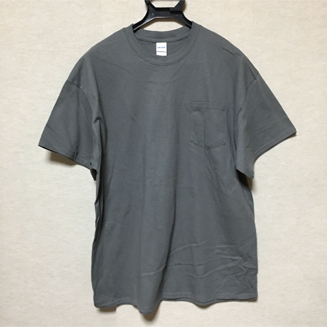 GILDAN(ギルタン)の新品 GILDANギルダン 半袖Tシャツ ポケット付き チャコールグレー 2XL メンズのトップス(Tシャツ/カットソー(半袖/袖なし))の商品写真