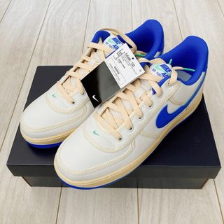 ナイキ(NIKE)の【未使用新品】NIKE/エア フォース 1 '07/27.5cm(スニーカー)