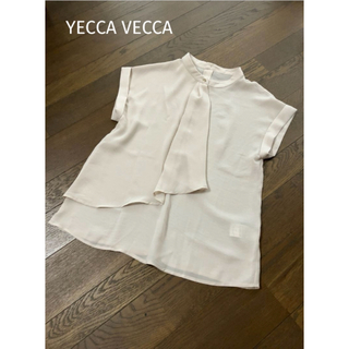 イェッカヴェッカ(YECCA VECCA)の【 即購入大歓迎 】YECCA VECCA・シフォンブラウス(シャツ/ブラウス(半袖/袖なし))