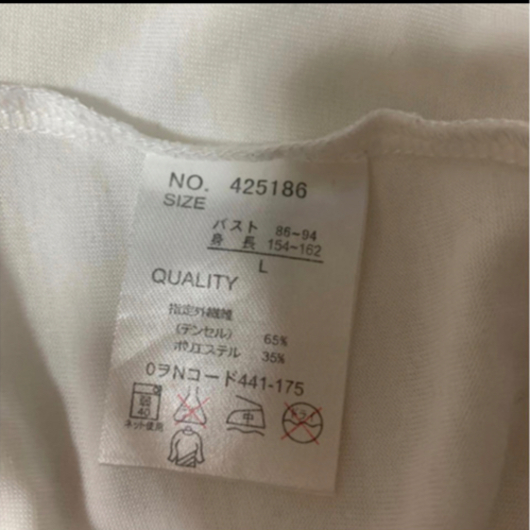 レディース スクエアカット Tシャツ　Lサイズ レディースのトップス(Tシャツ(半袖/袖なし))の商品写真