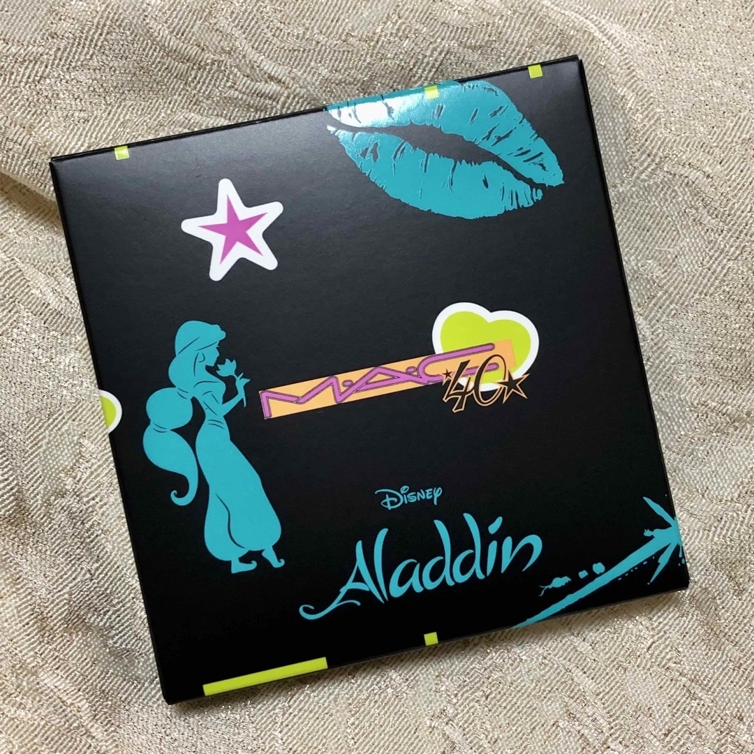 MAC(マック)のMAC ディズニー アラジン スモールアイシャドウ×9 ジャスミンズ ウィッシュ コスメ/美容のベースメイク/化粧品(アイシャドウ)の商品写真