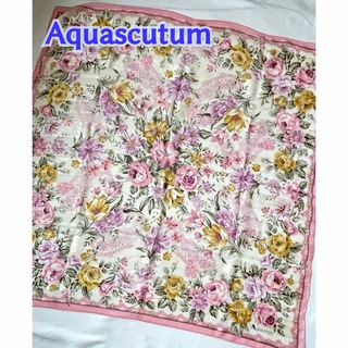アクアスキュータム(AQUA SCUTUM)のAquascutum 　シルク　オーガンジー　大判スカーフ　ピンク系フラワー柄(バンダナ/スカーフ)