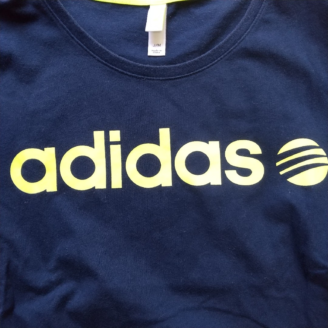 adidas(アディダス)のアディダス ネイビー Tシャツ Mサイズ レディースのトップス(Tシャツ(半袖/袖なし))の商品写真