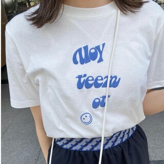 カスタネ(Kastane)のkastane  カスタネ発泡プリントT(Tシャツ(半袖/袖なし))