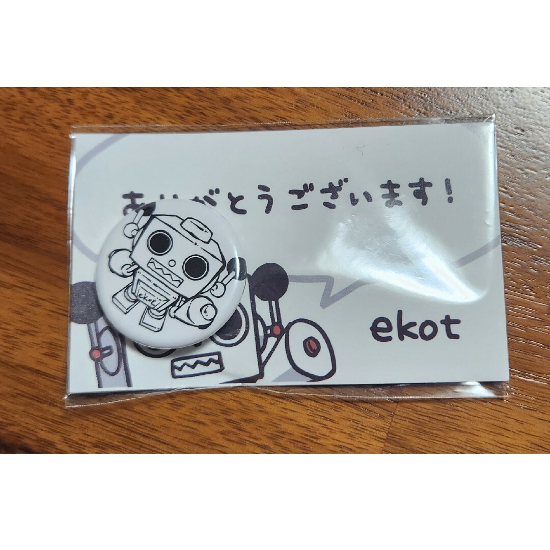 Tシャツ工房　ekot　缶バッジ ハンドメイドの文具/ステーショナリー(その他)の商品写真