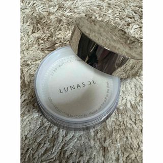 ルナソル(LUNASOL)のルナソル♡スムースクリアパウダー01 ルーセント(フェイスパウダー)