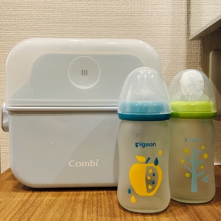 コンビ(combi)のcombi除菌じょ〜ず＆Pigeon 母乳実感哺乳瓶(哺乳ビン)