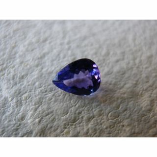 厳選クラリティー・タンザナイト 0.713 ct タンザニア産出 (その他)