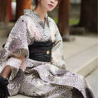 浴衣 生成り 黒 赤 波 フリーサイズ レディース y48の通販 by ☆和装 浴衣 生成り 黒 赤 波 フリーサイズ レディース y48の通販 by ☆和装