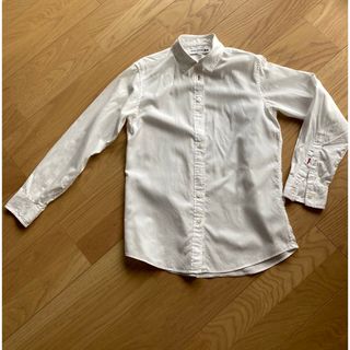 ユニクロ(UNIQLO)の【美品】UNIQLO ユニクロ×INES イネス　コットンホワイトシャツ(シャツ/ブラウス(半袖/袖なし))