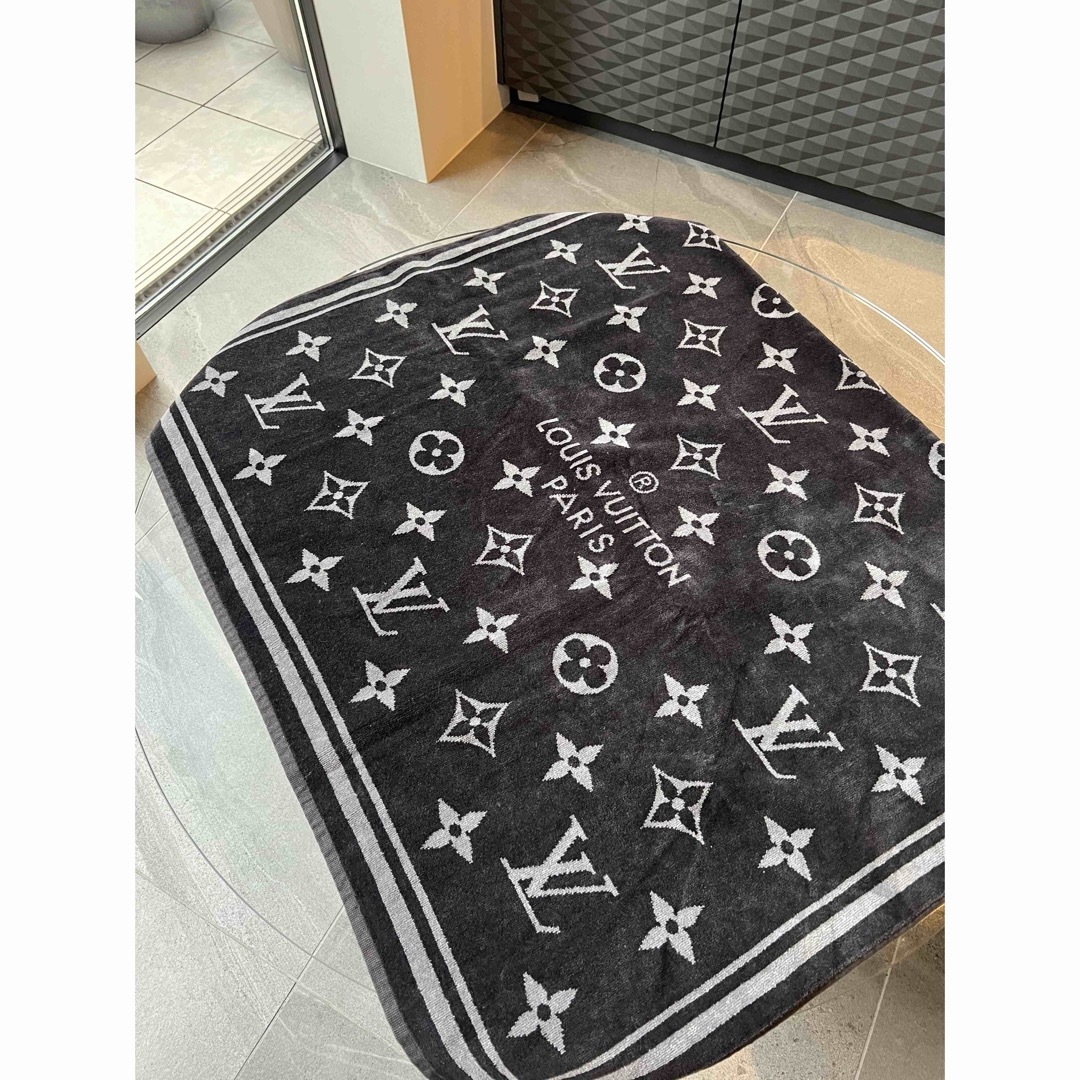 LOUIS VUITTON - LOUIS VUITTON ルイヴィトン ビーチタオル LOUIS VUITTON - LOUIS VUITTON ルイヴィトン ビーチタオル