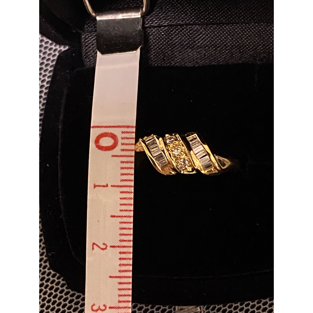 バケット＆ラウンドカットダイヤモンド K18YGリング レディースのアクセサリー(リング(指輪))の商品写真