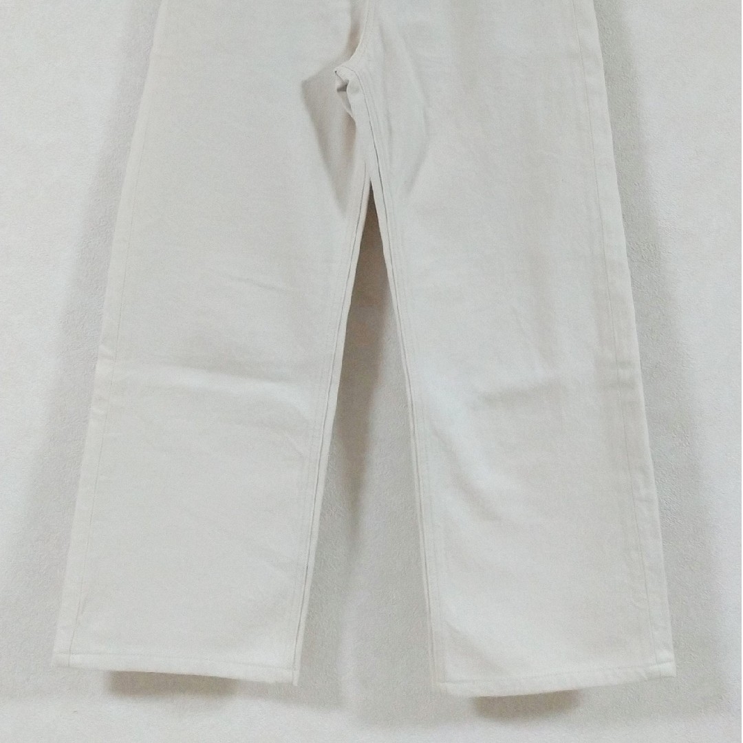 MUJI (無印良品)(ムジルシリョウヒン)の無印良品　デニムパンツ　キナリ　ホワイト系統　W22 56cm レディースのパンツ(デニム/ジーンズ)の商品写真