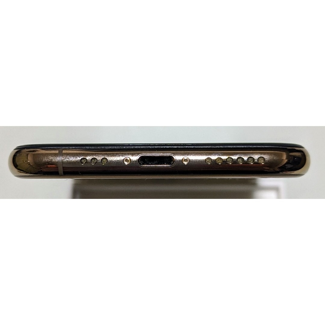 Apple(アップル)のiPhone Xs Gold 512GB 【SIMロック解除済み】docomo スマホ/家電/カメラのスマートフォン/携帯電話(スマートフォン本体)の商品写真