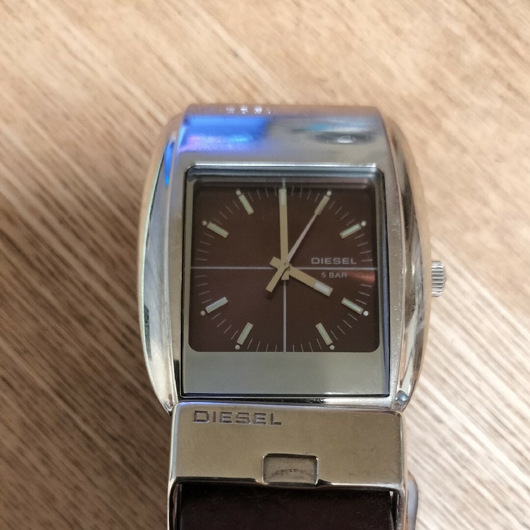 DIESEL(ディーゼル)の中古　ジャンク品　ディーゼル 腕時計 メンズの時計(腕時計(アナログ))の商品写真